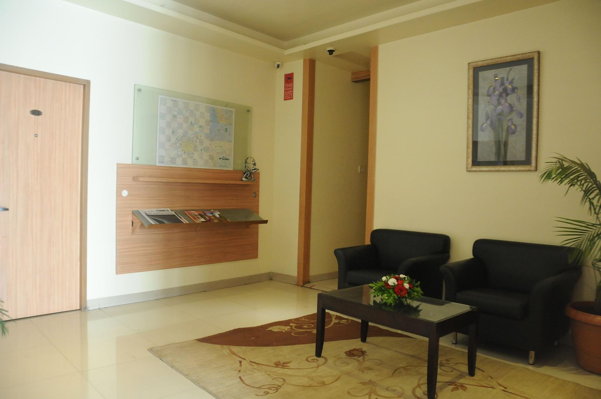 Madhav International Railway Station Hotel